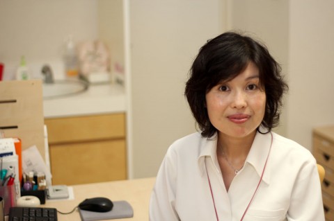 女医が診察します